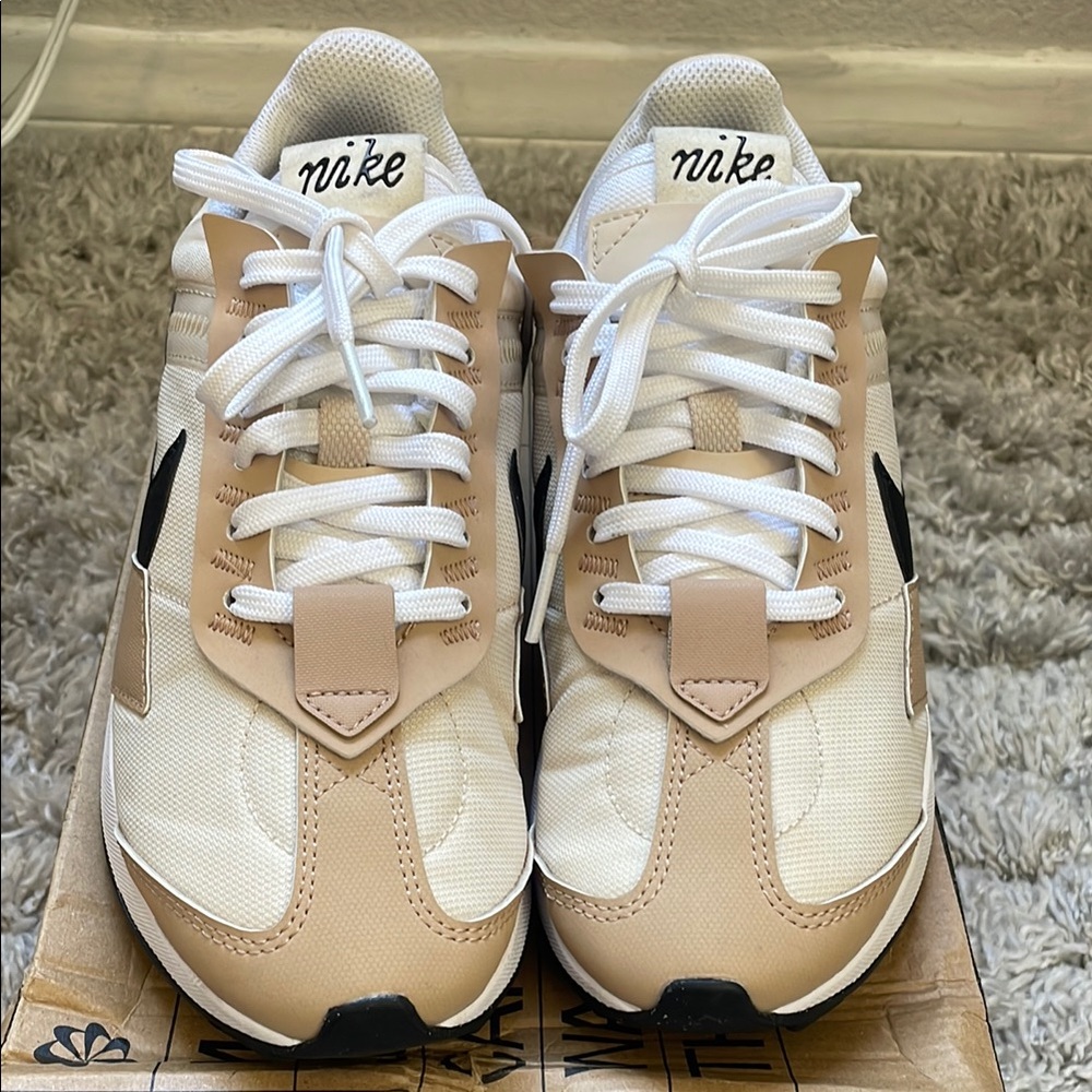 Nike Air Max Pre-Day